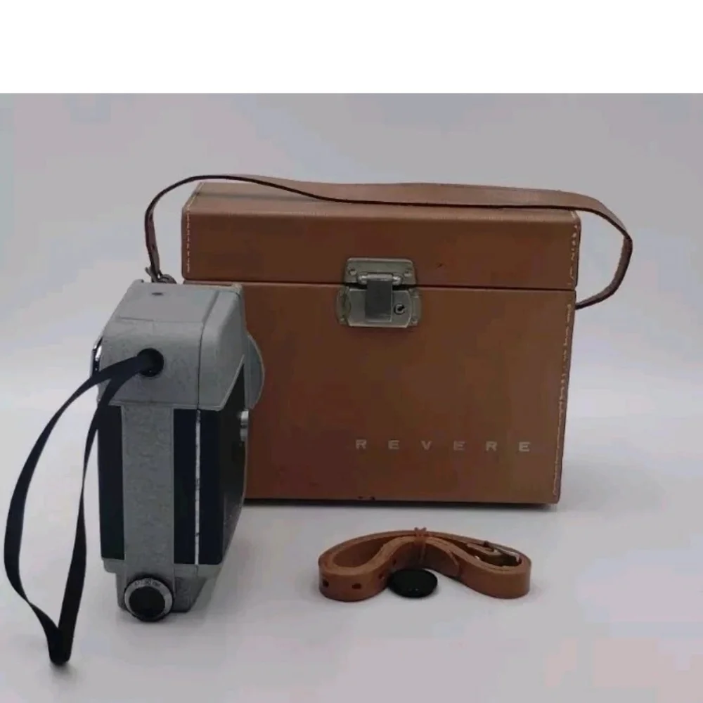 Vintage Revere Eye Matic Camera And Case Model CA-5 No 5-9728